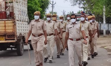 चिखली उपखण्ड क्षेत्र के कुँआ ओर चिखली कस्बे मे पुलिस ने निकाला प्लेग मार्च