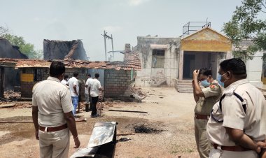 आपसी रंजिश के चलते दो भाइयों का अपहरण, दुकान में लगाई आग
