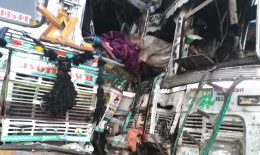 एनएच- 56 पर दो ट्रकों की आपसी भिड़ंत में एक की मौत दो गंभीर रूप से घायल