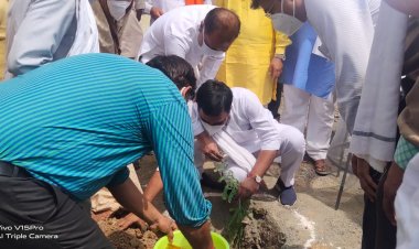 विश्व पर्यावरण दिवस के अवसर पर सभी ने पौधारोपण कर दीया नया संदेश एवं अनेकता में एकता का परिचय