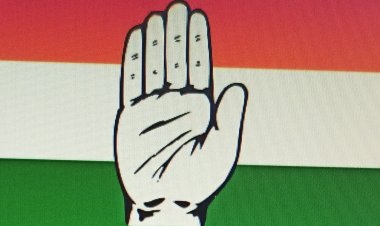 गुजरात कांग्रेस के बारेमे बड़ी खबर : गुजरात कांग्रेस में बड़े ऐलान की संभावना बड़े नेता को तुरंत दिल्ली बुलाया