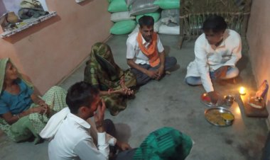 लोगों की कुशलता के लिए तथा कोरोना से देश को बचाने के लिए हनुमान जी महाराज की  गई   पूजा अर्चना
