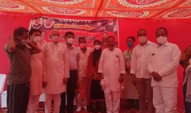 कैलाश वासी श्रीमंत माधवराव सिंधिया स्वास्थ्य मिशन के द्वारा वार्ड क्रमांक 33 की  पर वैक्सीनेशन कैंप का आयोजन किया गया