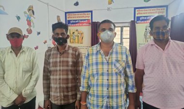 सोम कमला आम्बा बांध से अवैध बजरी खनन करने वाले चार बजरी खनन  माफिया को कोतवाली पुलिस ने किया गिरफ्तार