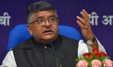 ट्विटर ने आईटी मंत्री रविशंकर प्रसाद का अकाउंट एक घंटे के लिए किया ब्लॉक