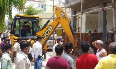 अतिक्रमण को लेकर नगर परिषद् ने की कार्यवाही