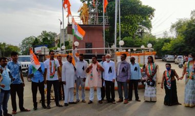 पाचोऱ्यात ओबीसी आरक्षण भाजपा विरोधात काँग्रेस चे आंदोलन