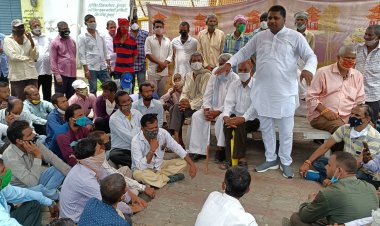 नगर परिषद मास्टर प्लान के नाम पर गरीब आदिवासी की जमीन छीनना चाहती हैं: घोघरा विधायक डूंगरपुर