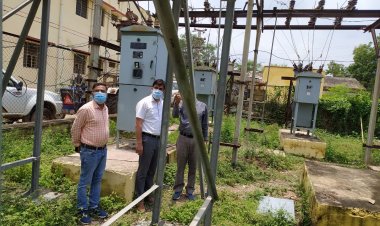 जिला कलक्टर ने किया विद्युत विभाग एवं जीएसएस रतनपुर का किया औचक निरीक्षण
