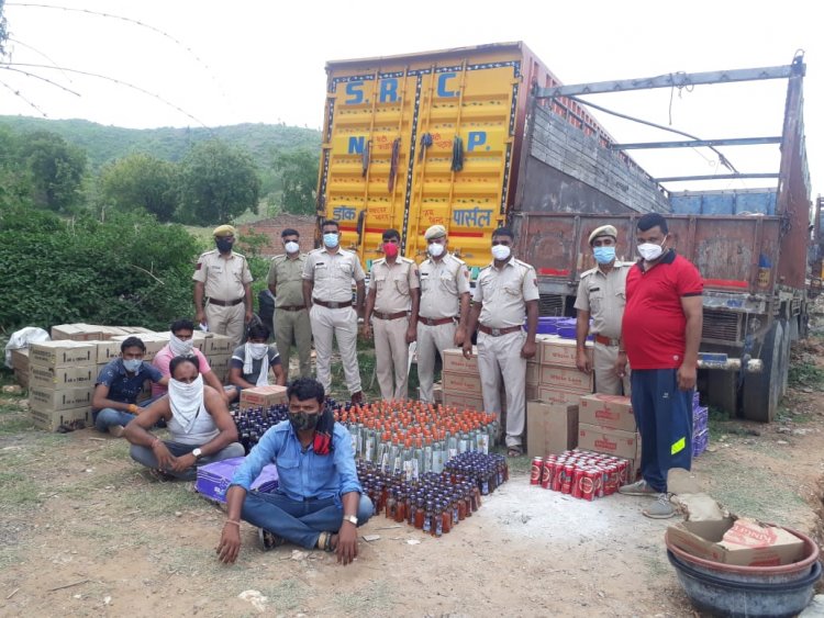 शराब तस्करी के खिलाफ बिछीवाड़ा पुलिस की बड़ी कार्यवाही,दो वाहनों से 5 लाख रुपए की अवैध शराब की जब्त,5 शराब तस्करो किया गिरफ्तार