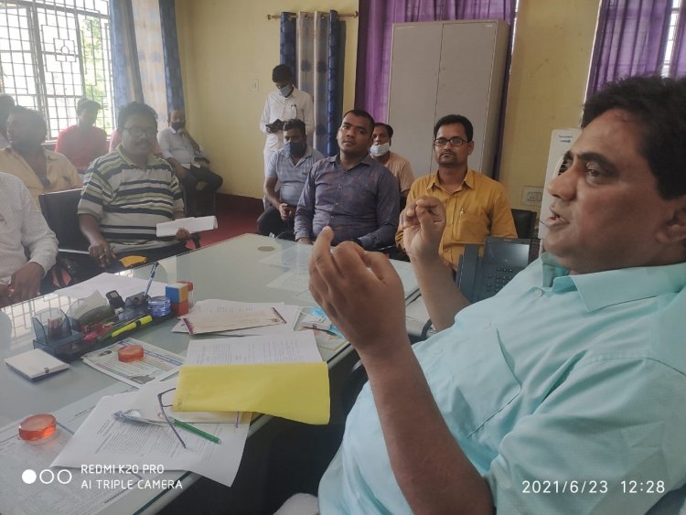 छतरपुर एसडीओ ने जनवितरण प्रणाली के दुकानदारों के साथ की बैठक