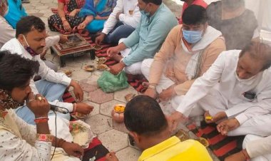 युवक कांग्रेस ने किया मुख्यमंत्री के लिए सद्बुद्धि यज्ञ