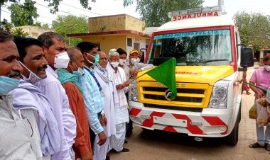 25 लाख की लागात वाली एम्बुलेंस से चिकित्सालय को मिली नई शोगात