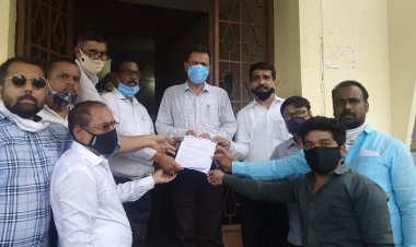 नागरिक अधिकार वैक्सीनेशन में हो रही परेशानियां एसडीएम को ज्ञापन दिया