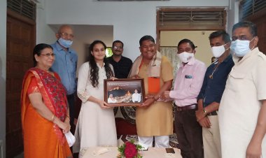 डूंगरपुर की बेटियों शहर सहित वागड़ का बढ़ा रही है गौरव - सभापति