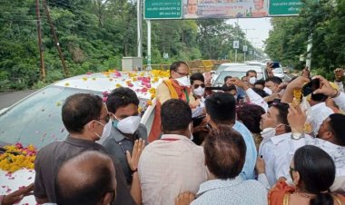मध्यप्रदेश सोसायटी फ़ॉर प्रायवेट स्कूल डायरेक्टर के तत्वावधान में आज मध्यप्रदेश के मुख्यमंत्री जी को 9 सूत्रीय मांग को लेकर जिला कोषाध्यक्ष महेश जायसवाल सुरासा के नेतृत्व में  ज्ञापन दिया गया ।