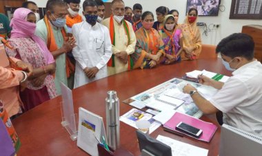 भाजपा अनुसूचित जाति मोर्चा और अनुसूचित जनजाति मोर्चा ने किया राज्य सरकार के धरना प्रदर्शन