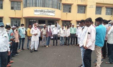 चिखली मे भील प्रदेश की मांग को लेकर राष्टृपति के नाम एस डी एम को दिया ज्ञापन।