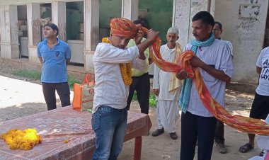 आर एस बनने के बाद पहली बार ग्राम पंचायत द्वारापुरा पहुंचने पर ग्रामीणों ने किया जोरदार स्वागत