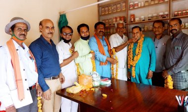 धूमधाम से मना पत्रकार शर्मा का जन्मदिन।