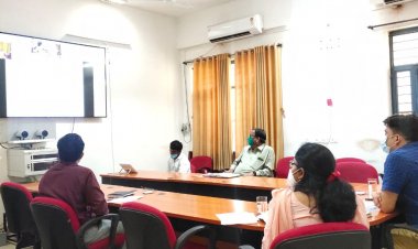 जिला कलक्टर पंचायती राज विभाग की योजनाओं की प्रभावी मॉनिटरिंग कर प्रगति बढ़ाएं: मुख्य सचिव