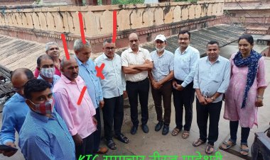 आर ए एस परीक्षा 2018 में पास कराने के नाम पर ली थी रिश्वत