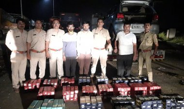 ब्रेक डाउन कार में शराब तस्करी करते दो शराब तस्कर को बिछीवाड़ा ने किया गिरफ्तार