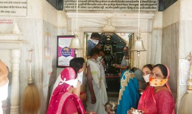भबराना में मंदिर जीर्णोद्धार कार्यकम में गूंजा शांतिनाथ भगवान का जयकारा