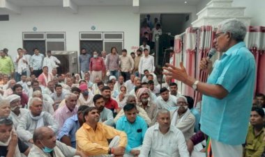 बीजेपी के पूर्व मंत्री डॉ जसवंत सिंह यादव ने बहरोड़ विधायक पर तीखे प्रहार किए