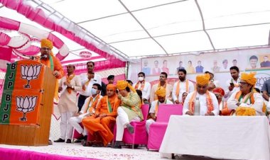 जन आशीर्वाद यात्रा का बगरू में स्वागत
