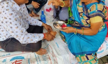 धरना स्तर पर कर्मचारियों ने बहनों से बंधवाए रक्षा सूत्र आज से होगा आमरण अनशन शुरू