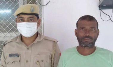 थाना अधिकारी प्रमोद कुमार ने 51 देसी पव्वे किए बरामद
