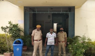 कोतवाली पुलिस ने किया  अंतरराज्यीय मोटरसाइकिल चोर गिरोह का खुलासा, सराड़ा थाना के हिस्ट्रीशीटर गिरफ्तार,एक मोटरसाइकिल की जब्त