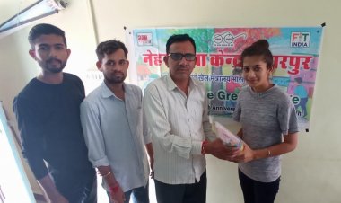 नेहरू केंद्र ने विजेता रहे प्रतिभागी को सम्मानित किया