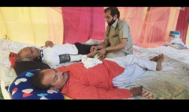 आमरण अनशन के दौरान कर्मचारियों का बीपी एवं ऑक्सीजन लेवल होने लगा कम