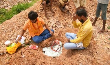 श्री कृष्णा कल्याण सेना डूंगरपुर मेवाड़ ने किया मृत वानर का विधिपूर्वक अंतिम संस्कार