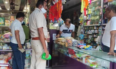 अवैध पॉलीथिन रखना और बेचना,कानूनी अपराध है - सभापति
