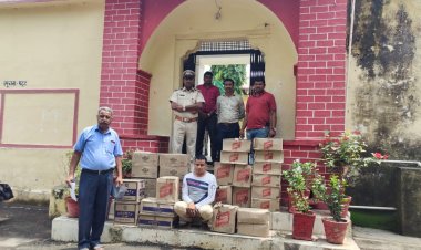 डीएसटी ने लग्जरी कार से 30 पेटी शराब की जब्त, एक आरोपी  को किया डिटेन