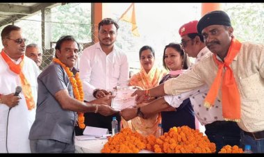 अभा छत्रिय महासभा ने मास्क,सैनिटाइजर का वितरण कर प्रसादी बाटी
