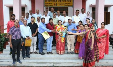 जोशी मैडम को सेवानिवृत्ति पर दी यादगार विदाई