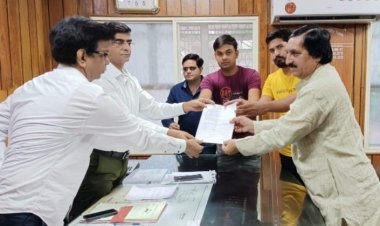 हिंदुओं के त्योहारों के पूर्व लगाई गई धारा 144 हटाई जाए, विहिप बजरंग, दल ने कलेक्टर को दिया ज्ञापन