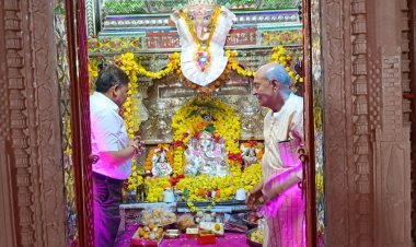 सभापति ने किये श्री मुरला गणेश के दर्शन मांगी,शहरवासियों के लिए खुशहाली की दुआ