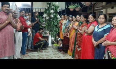 एक साथ के लिए 27 ब्रह्मकमल रहवासी व परिचितों ने दर्शन कर पूजा-अर्चना की
