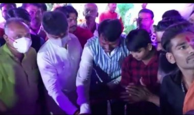 प्रथमेश्वर महादेव को छप्पन भोग लगाकर की महाआरती, हनुमान चालीसा के साथ हुए भजन