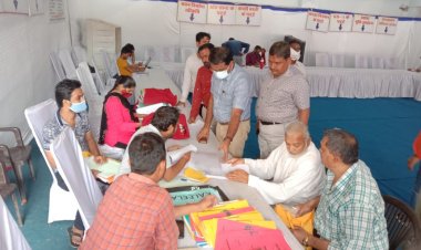 वार्ड 23,26 और 27 का शिविर श्यामा प्रसाद मुखर्जी भवन में