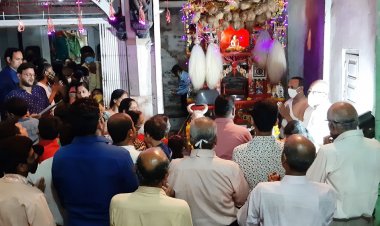 मंदिर स्थलों पर आरती व भगवान की स्तुति में झुमे श्रद्वालु