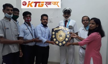 मध्य रेलवे उपनगरीय स्टेशनों में ठाणे न 1