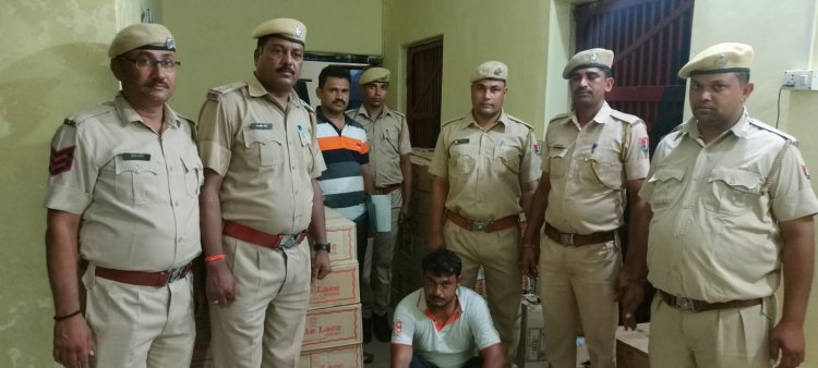बिछीवाड़ा पुलिस की बड़ी कार्यवाही, बंद बॉडी ट्रक में कबाड़ा की आड़ में हो रही 6 लाख रुपये शराब तस्करी एक आरोपी किया गिरफ्तार