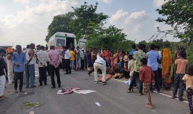 कुआं धनगाव मेन रोड पर भचड़िया मे रिक्शा ने मोटर साइकिल को मारी  टक्कर चार घायल।