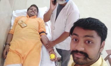 अग्रसेन महोत्सव के पहले दिन किया रक्तदान, फिर सुरूबात की महोत्सव की : शिवपुरी